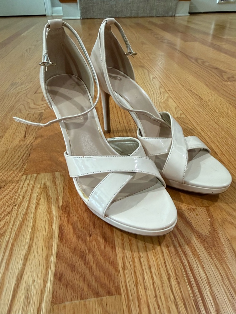Elegant Cream Patent Leather High Heel Sandals with Ankle Strap